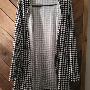 Long houndstooth open front coat